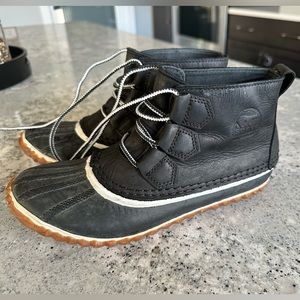 Sorel Out n’ about, size 6.5